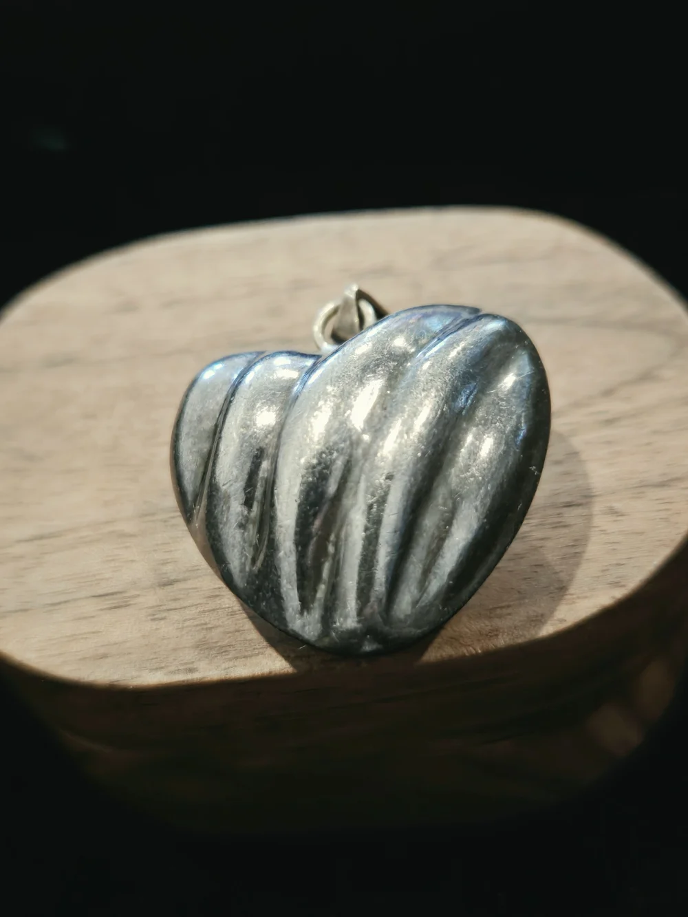 Vintage Taxco Fluted Puffy Heart 950 Sterling SILVER ( NO DENTS it Is Glare)